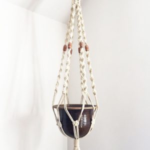 قیمت آویز گل و گیاه زیبا بافتنی