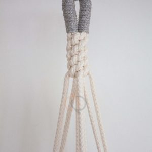 آویز طوسی رنگ