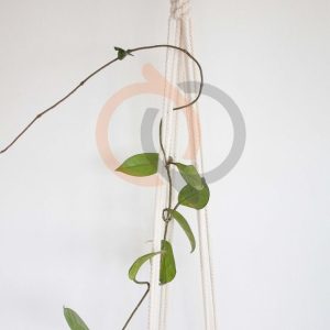 آویز مکرومه شماره 31 صورتی