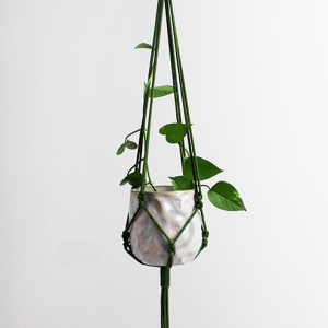 آویز مکرومه رنگی شماره 32